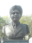 Shaid Tejendra Khurana (Karnal) (2 Feet Bust)2